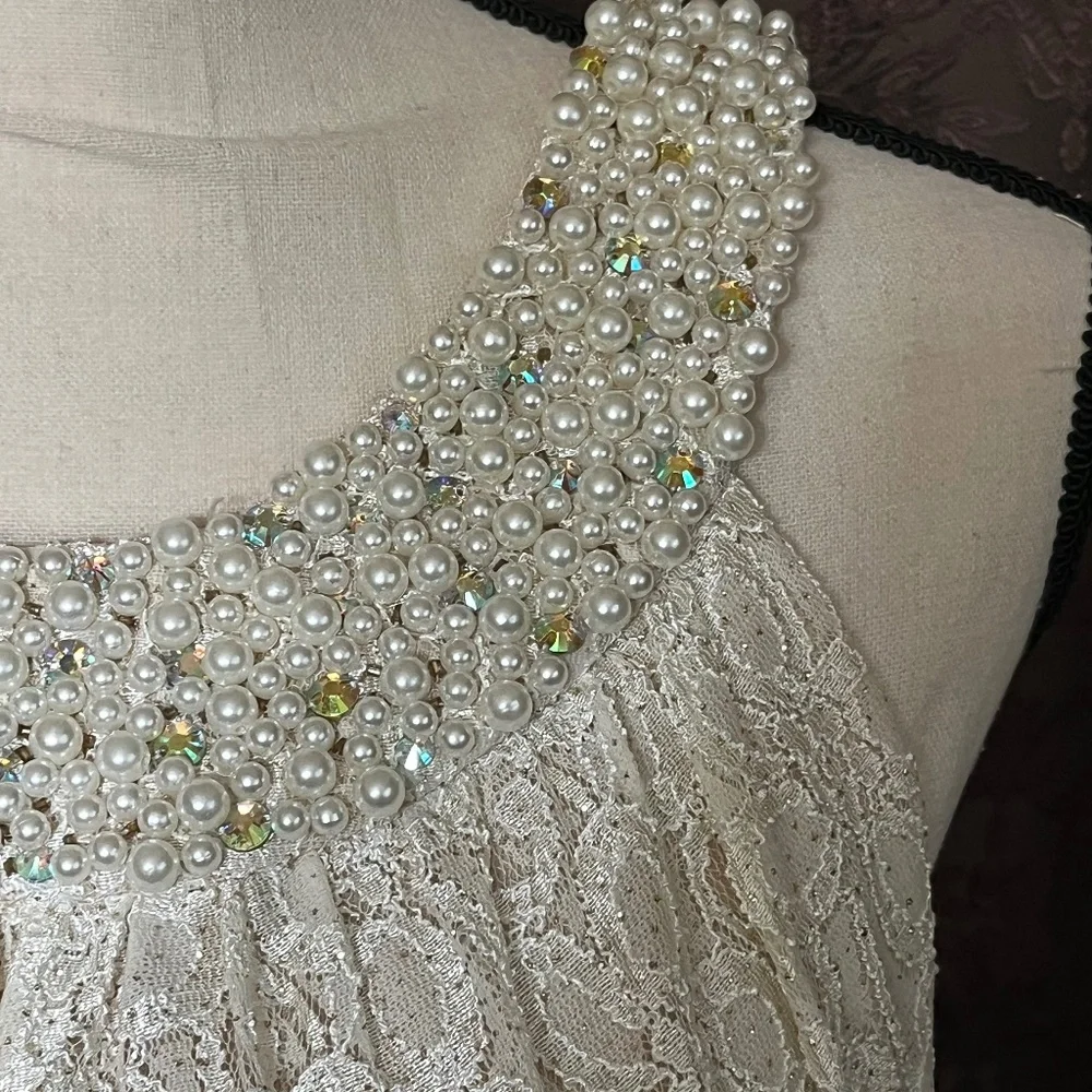 Cachet Dress For Homecoming, Bride, Prom, Lace & Pearl Beading Worn Once Size 16 - Picture 8 of 16